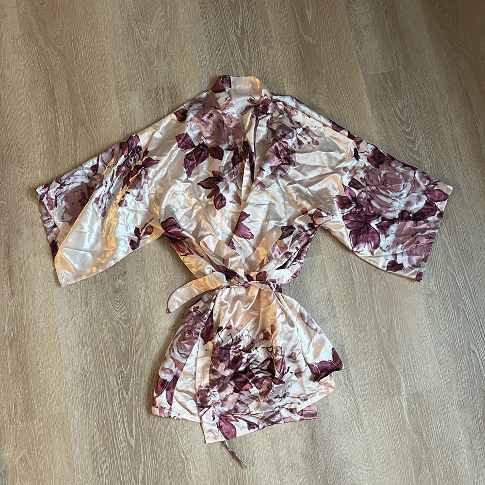 Women’s Floral Robe